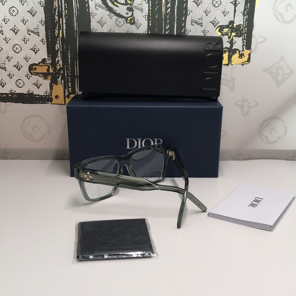 New Authentic Dior Square/Rectangle Green CD DIAMONDO S61 - Picture 13 of 15